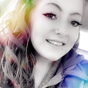 Meet your Posher, Liz